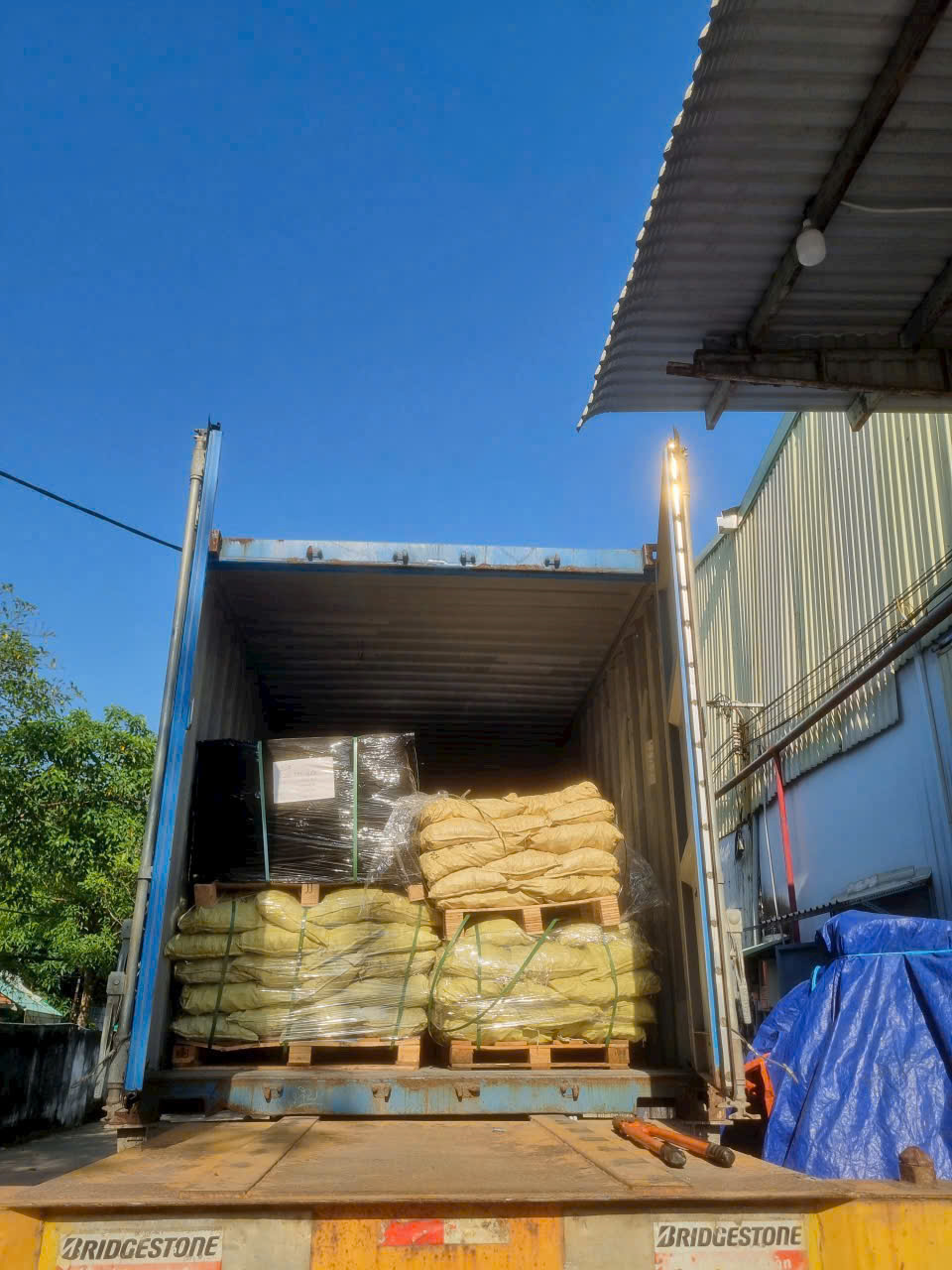 Hình ảnh kho hàng Đại Phú